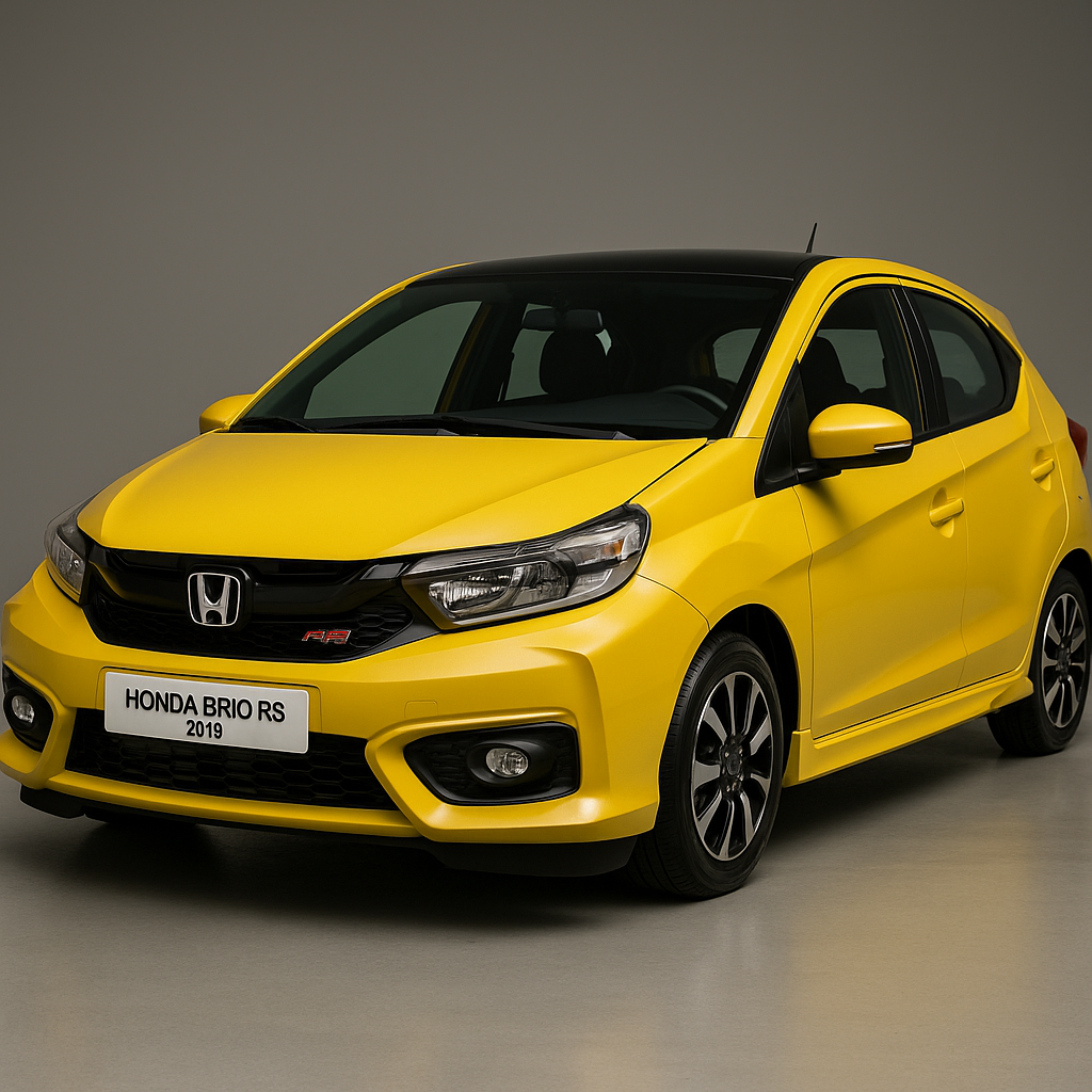 Honda Brio RS 2019 warna kuning tampak 3/4 depan